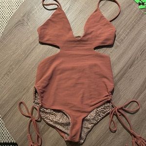 ACACIA Greece One Piece -M